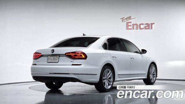 Volkswagen Passat 2.0 TSI B7 — пробег 58 986 км — фото 2 из 5