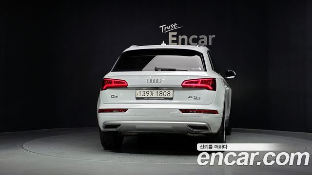 Audi Q5 45 TFSI Quattro — пробег 71 386 км — фото 4 из 5