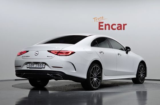 Mercedes-Benz CLS-Class CLS400d 4MATIC AMG Line — пробег 167 964 км — фото 2 из 5