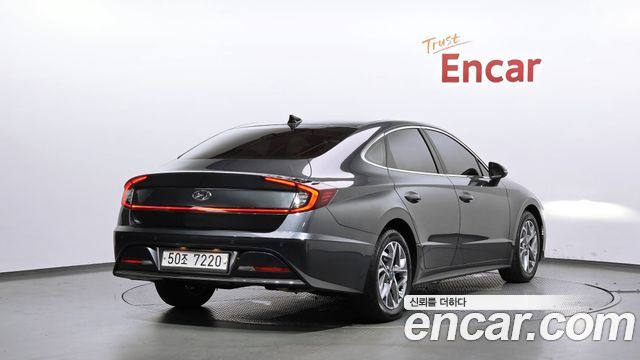 Hyundai Sonata 2.0 Premium — пробег 31 086 км — фото 2 из 5