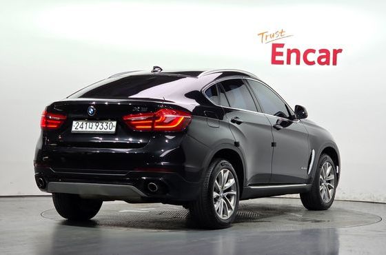 BMW X6 xDrive 30d — пробег 154 714 км — фото 2 из 5