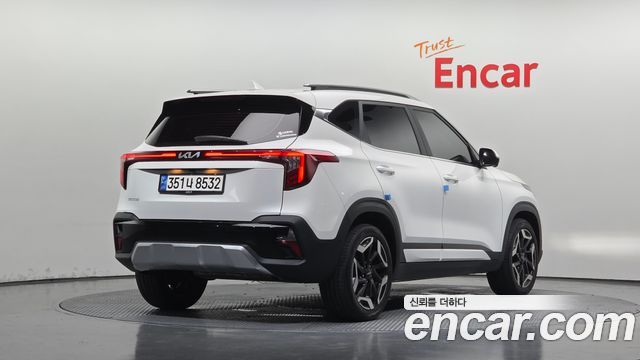 Kia Seltos из Кореи Encar