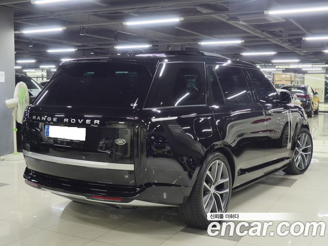 Land Rover Range Rover P530 Autobiography Long Wheel Base — пробег 26 300 км — фото 4 из 5