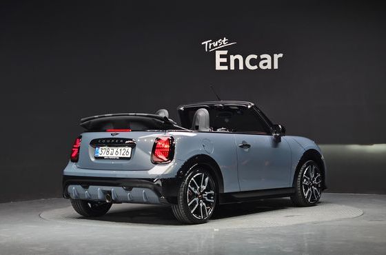 Mini Cooper Convertible JCW — пробег 3 365 км — фото 2 из 5