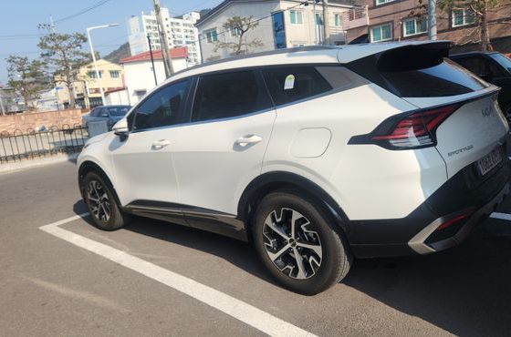 Kia Sportage HEV 1.6 2WD Signature — пробег 37 000 км — фото 4 из 5