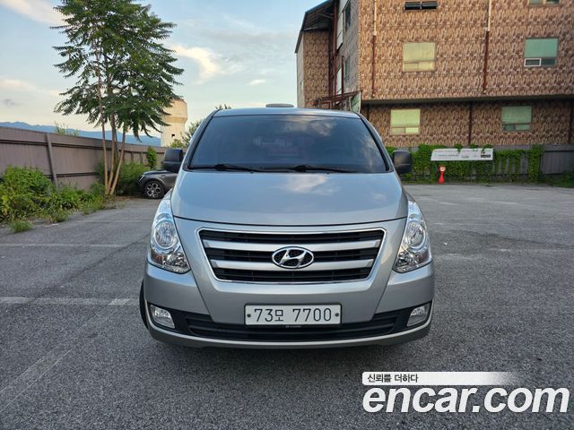Hyundai Starex 12-Seater Wagon Modern Special — пробег 79 423 км — фото 2 из 5