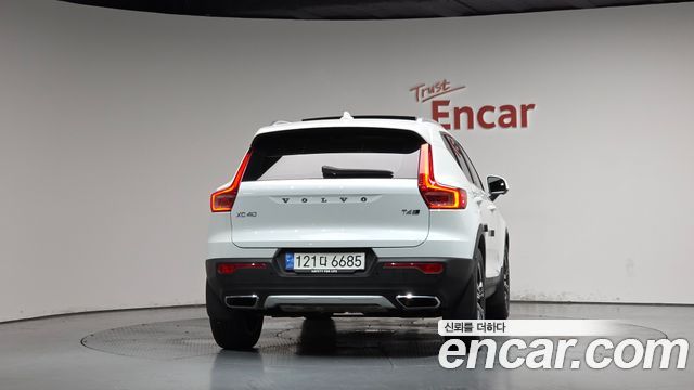 Volvo XC40 T4 Inscription — пробег 64 537 км — фото 4 из 5