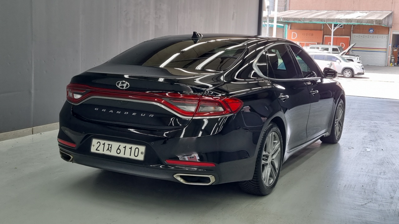 Hyundai Grandeur из Кореи Encar