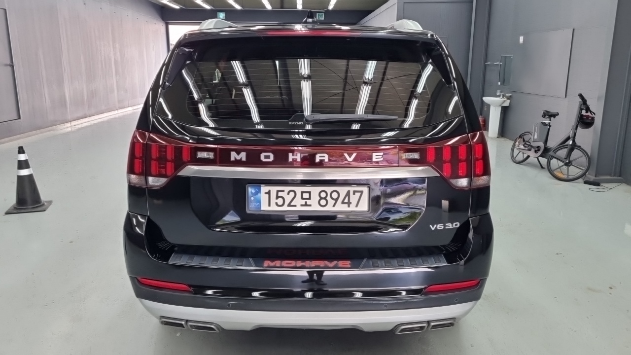 Kia Mohave Diesel 3.0 4WD 7-Seater Masters Gravity — пробег 120 160 км — фото 4 из 5