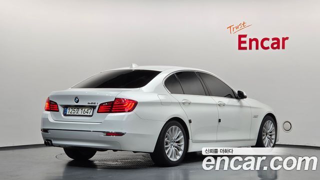 BMW 5-Series 528i Luxury Plus — пробег 172 306 км — фото 2 из 5