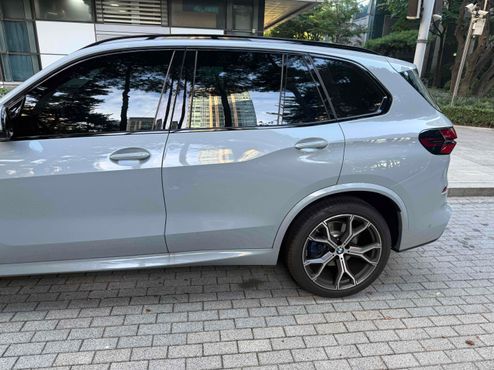 BMW X5 xDrive 40i M Sport — пробег 4 900 км — фото 3 из 5