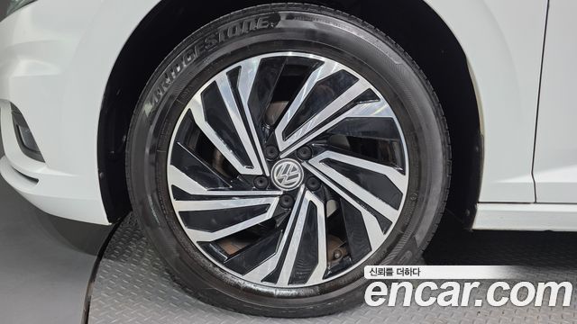 Volkswagen Jetta 1.4 TSI Prestige — пробег 38 458 км — фото 5 из 5