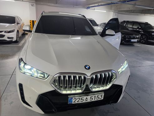 BMW X6 xDrive40i M Sport — пробег 25 889 км — фото 1 из 5