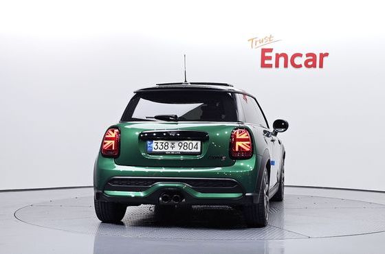 Mini Cooper Classic Third Generation — пробег 39 602 км — фото 4 из 5