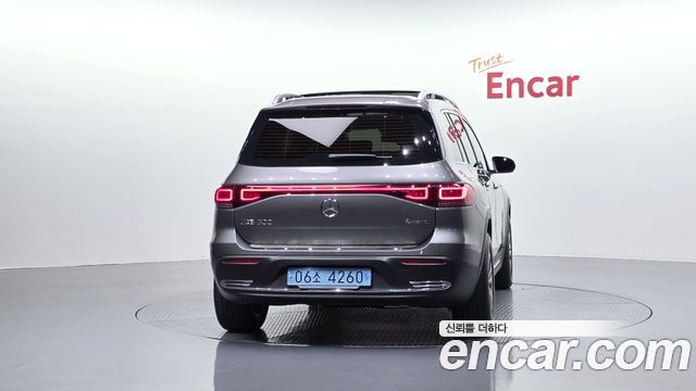 Mercedes-Benz EQB из Кореи Encar