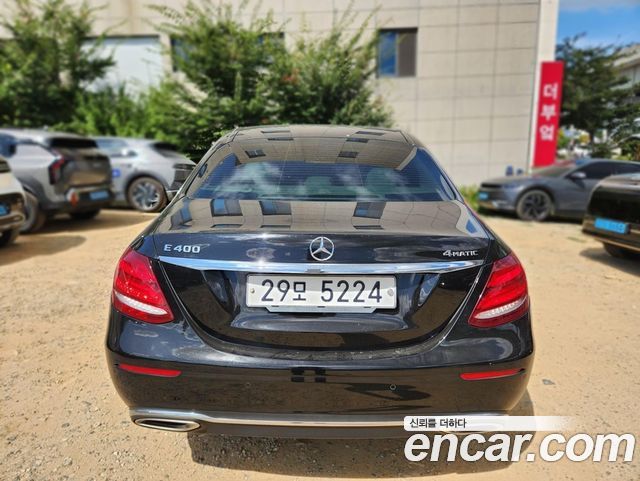 Mercedes-Benz E-Class E400 4MATIC Exclusive — пробег 224 550 км — фото 2 из 5