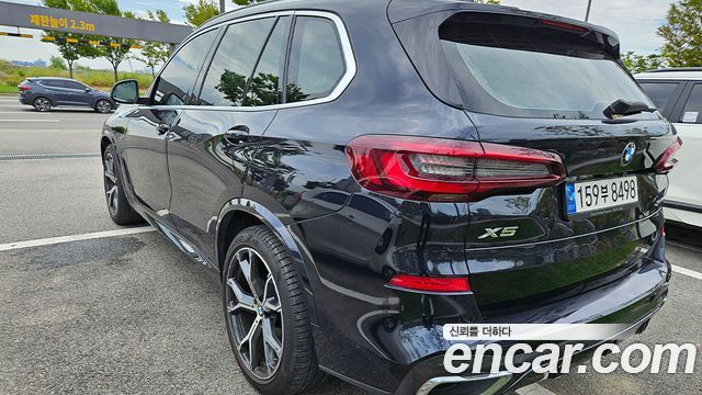 BMW X5 xDrive 40i M Sport — пробег 66 754 км — фото 3 из 5