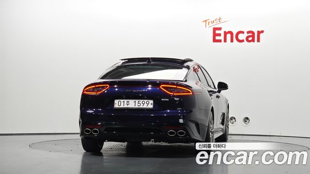 Kia Stinger из Кореи Encar