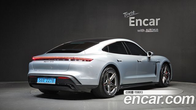 Porsche Taycan из Кореи Encar