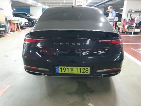 Genesis G90 Gasoline 3.5 Turbo AWD — пробег 17 322 км — фото 4 из 5