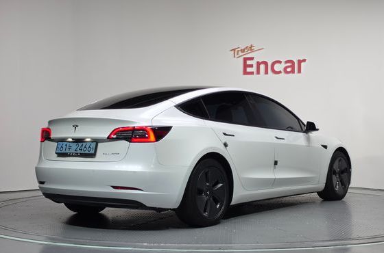 Tesla Model 3 Long Range AWD — пробег 101 444 км — фото 2 из 5