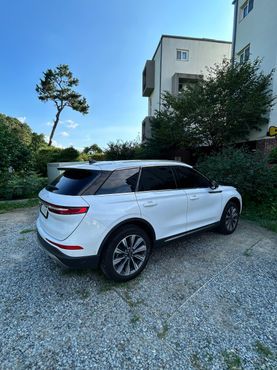 Lincoln Corsair 2.0 Reserve AWD — пробег 28 082 км — фото 4 из 5