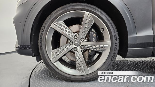 Genesis GV70 из Кореи Encar