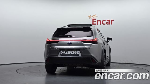 Lexus UX из Кореи Encar