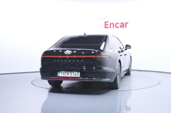 Hyundai Grandeur Calligraphy — пробег 18 754 км — фото 4 из 5
