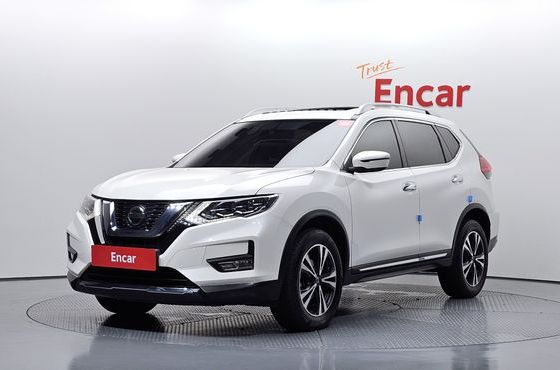Nissan X-Trail 2.5 4WD — пробег 70 379 км — фото 1 из 5