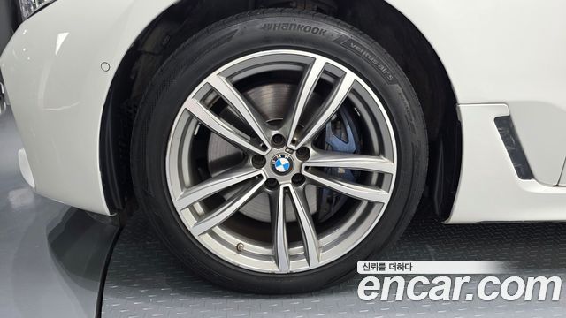 BMW Gran Turismo 630i xDrive M Sport — пробег 90 625 км — фото 5 из 5