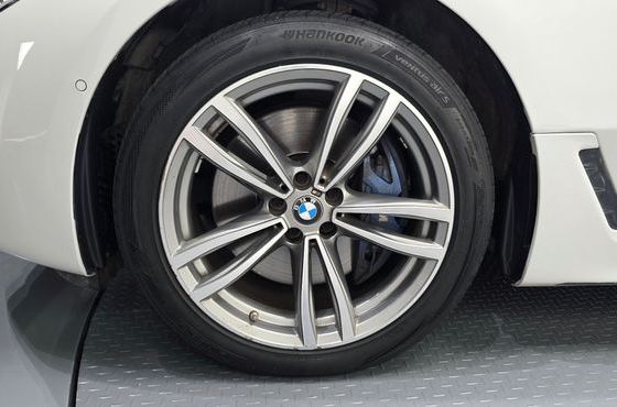 BMW Gran Turismo 630i xDrive M Sport — пробег 90 625 км — фото 5 из 5