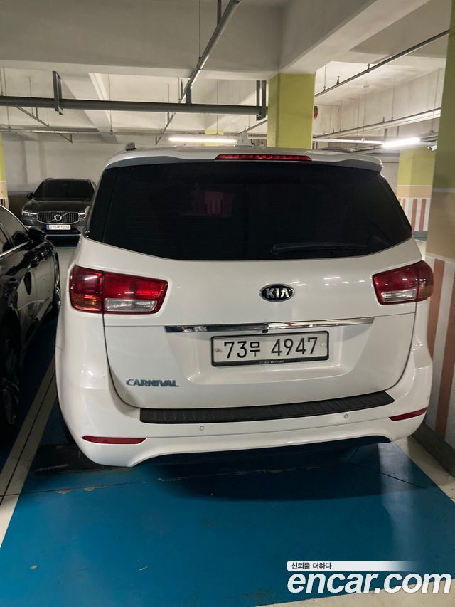 Kia Carnival из Кореи Encar