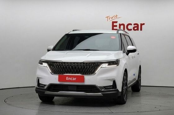 Kia Carnival Gasoline 9-Seater Signature — пробег 97 996 км — фото 3 из 5