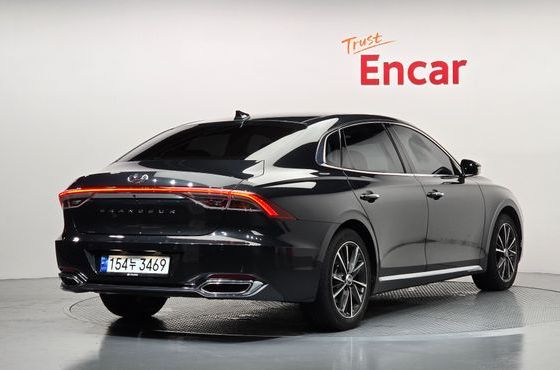 Hyundai Grandeur 3.0 LPi Rent Car Premium — пробег 73 332 км — фото 2 из 5