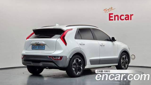 Kia Niro Earth — пробег 90 710 км — фото 2 из 5