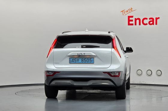 Kia Niro Earth — пробег 90 710 км — фото 4 из 5
