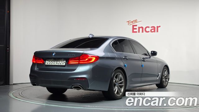 BMW 5-Series 520d M Sport Package Plus — пробег 155 915 км — фото 2 из 5