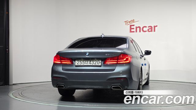 BMW 5-Series 520d M Sport Package Plus — пробег 155 915 км — фото 4 из 5