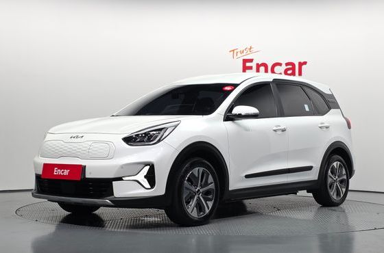 Kia Niro Earth — пробег 28 967 км — фото 1 из 5