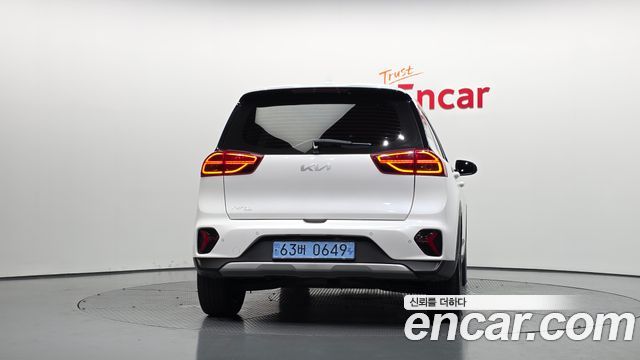 Kia Niro Earth — пробег 28 967 км — фото 4 из 5