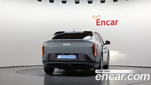 Kia EV4 из Кореи Encar