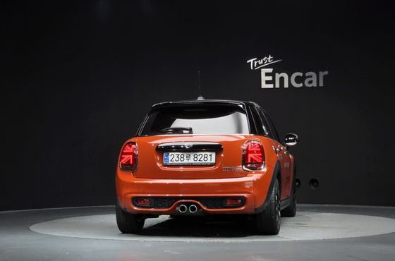 Mini Cooper 5Door HIGH 3rd — пробег 53 575 км — фото 4 из 5