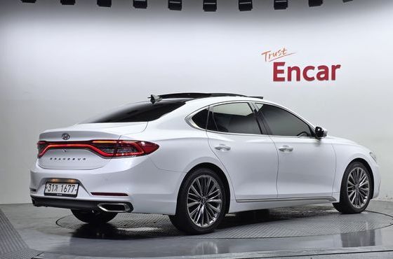 Hyundai Grandeur 2.4 Premium Special — пробег 167 580 км — фото 2 из 5