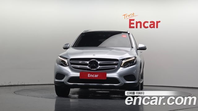 Mercedes-Benz GLC-Class GLC350e 4MATIC Premium — пробег 75 864 км — фото 3 из 5