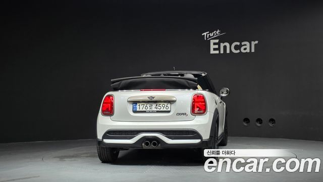 Mini Cooper Convertible из Кореи Encar
