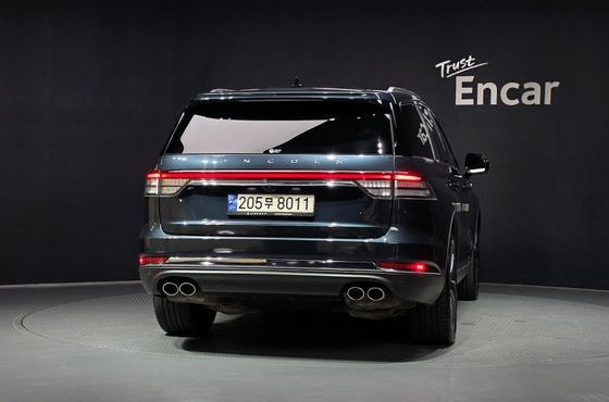 Lincoln Aviator 3.0 Reserve AWD — пробег 53 288 км — фото 4 из 5