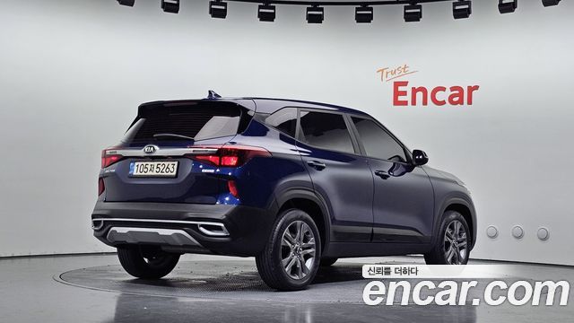 Kia Seltos из Кореи Encar