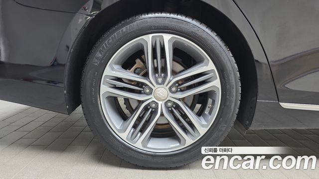 Hyundai Grandeur 2.4 Premium Special — пробег 63 045 км — фото 5 из 5