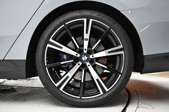 BMW 5-Series 530i xDrive M Sport — пробег 18 722 км — фото 5 из 5
